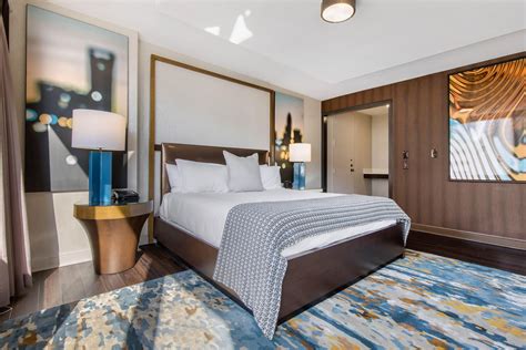 OMNI CHARLOTTE HOTEL 4⋆ ::: NC, UNITED STATES ::: COMPARE HOTEL RATES