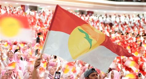 ulang    umno teguh  amanah perjuangan hasmuni hassan