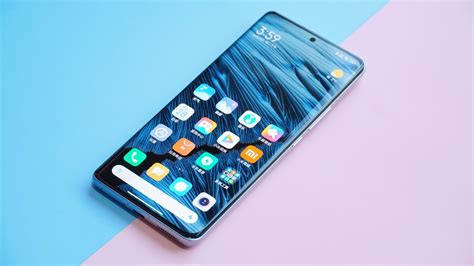 А где же четыре динамика? Xiaomi 12 Pro показали вживую со всех сторон ...