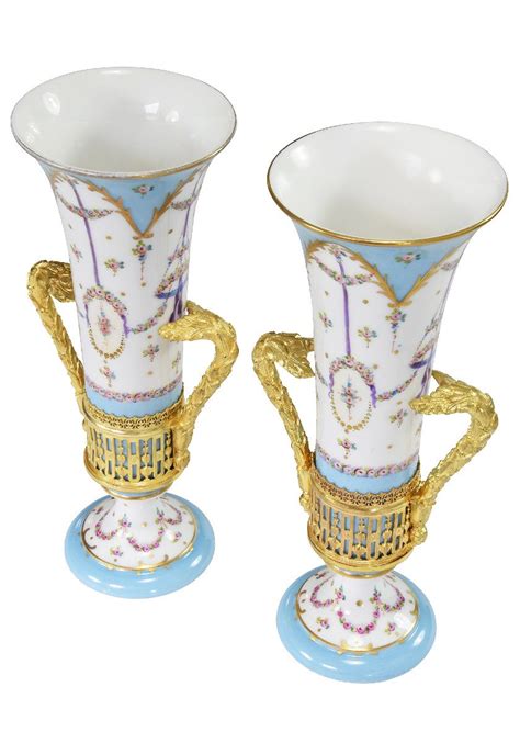 Proantic Paire De Vases Cornet En Porcelaine De Paris Xix Me