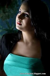 Gayathri Rajapaksha 1st Album SL Actress Hot Photos