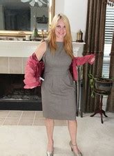 Curvy Milf Lindsay Jackson Tease And Undress Milf Fox