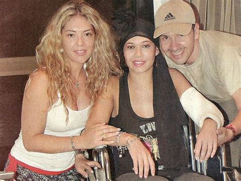 9 Hot Sexy Mariana De Melo Bikini Pics