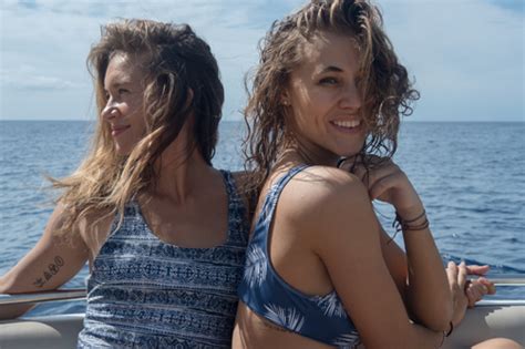 Q A With Sensi Graves Kitesurfer Bikini Designer Writer Chantae Was Here