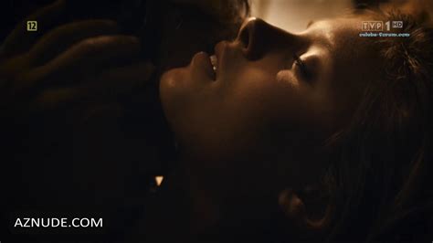 JULIA PIETRUCHA Nude AZNude