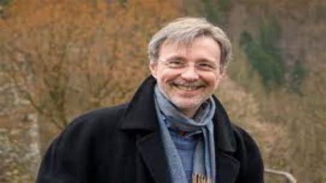 thom hartmann net worth