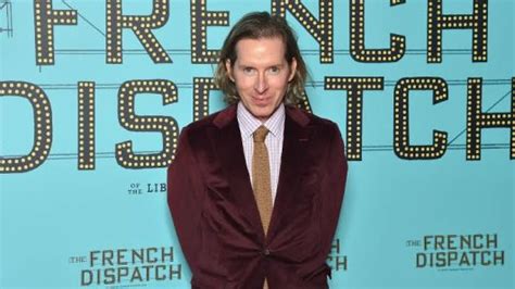 He Sort Of Hiding His Face Scarlett Johansson S Rare Nude Scene Made Her Director