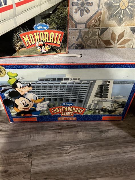 Walt Disney World Contemporary Resort Monorail Toy Playset Complete