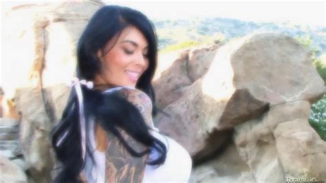 Free MILF Outdoors Porn Videos XHamster