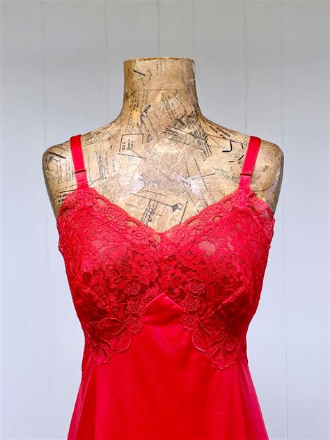 Vintage S Red Nylon Full Slip Crimson Floral Lace Princess Seam Dress Slip S Lingerie