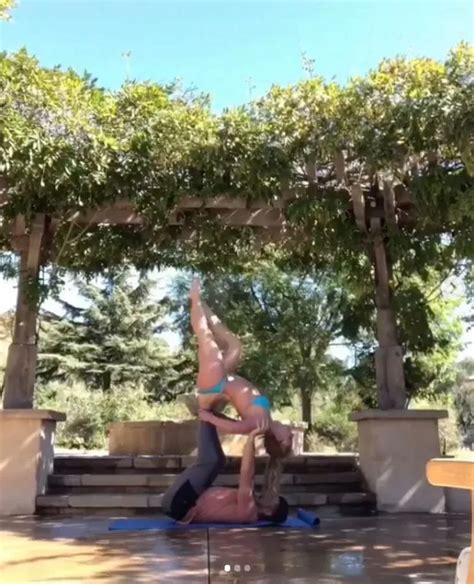 Britney Spears Strips To Bikini As She Opens Up On Self Esteem Problems Daily Star