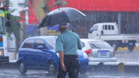 Centro Nacional De Huracanes Señala Que Tormenta Tropical Julia Se