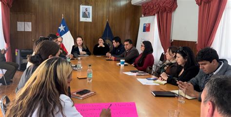 Delegada Regional Karen Behrens se reunió con familia de camionero