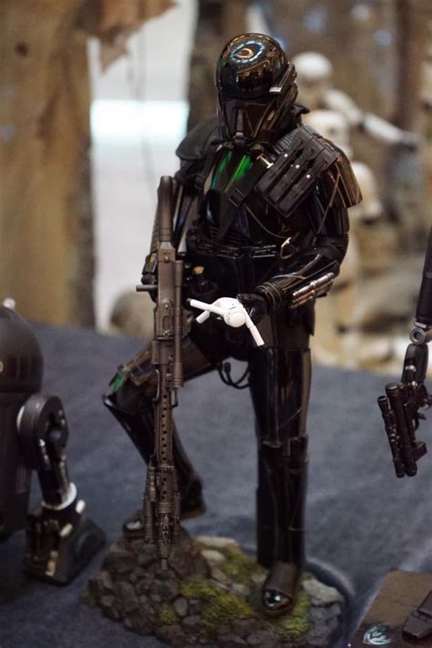 Hot Toys Display Reveals New Rogue One Scale Figures The Toyark News