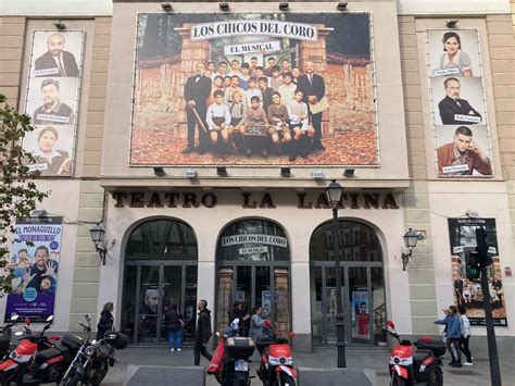 Vecinos Llenaron El Teatro La Latina En El Preestreno Exclusivo Para Tres Cantos Del