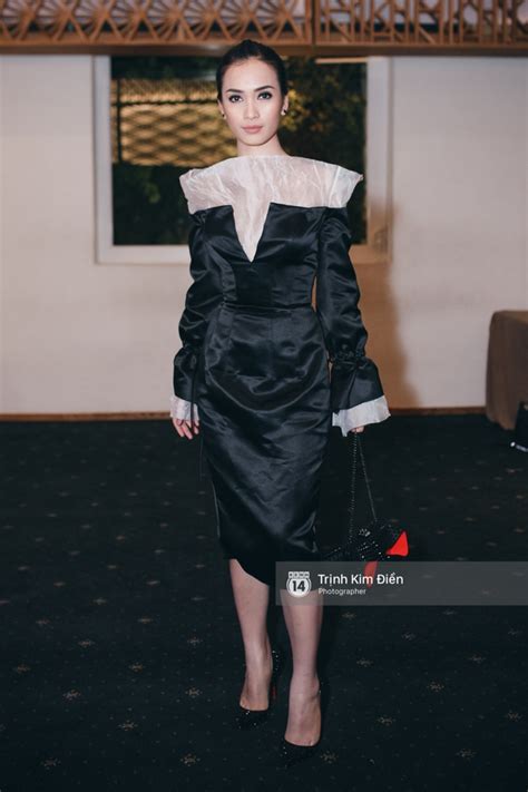 Thu Thảo Phạm Hương Ngọc Trinh khiến thảm đỏ VIFW hot tưng bừng