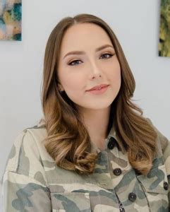 Hailie Jade (Haile Jade Scott Mathers) Bio, Net Worth, Eminems