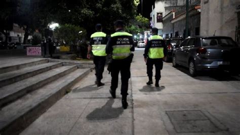 Dos jóvenes salteños fueron detenidos por el robo de una motocicleta en