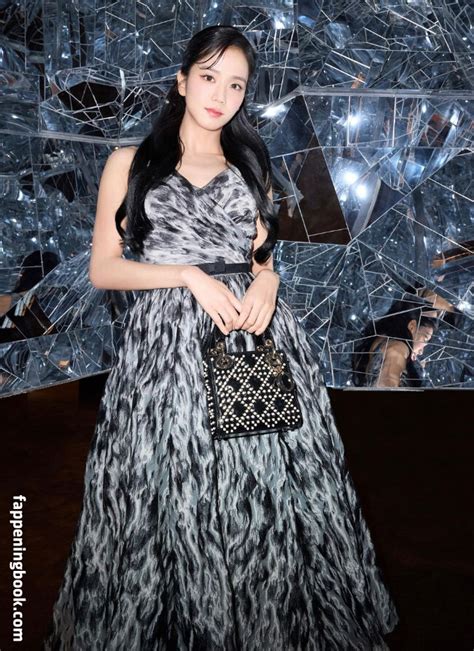 Jisoo Qenshizu Nude OnlyFans Leaks Fappening Page FappeningBook