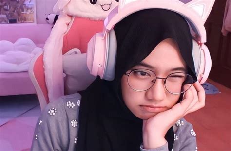 Artis Gamer Tercantik Indonesia Yang Terkenal Di Youtube Berita Baru