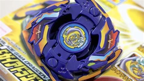 Takara Tomy Beyblade G Revolution Gaia Dragoon Strata Dragon En Venta