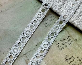 Vintage French Off White Lattice Scallop Lace Trim Yard Made In