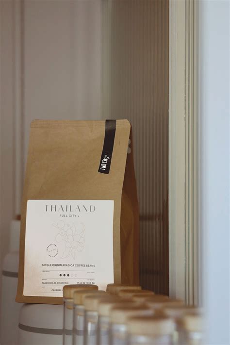 FULL CITY+ BRAND IDENTITY I Coffee shop & Beans :: Behance