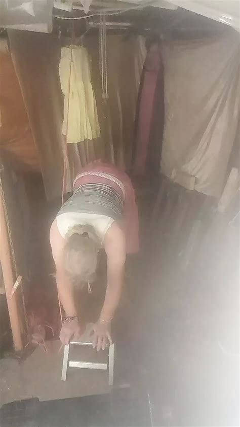 Auntyder Stephanie Is Hanging At Her Dick Shemale Ladyboy Porn Feat