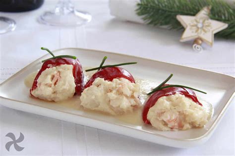 Pimientos Del Piquillo Rellenos De Merluza Y Langostinos