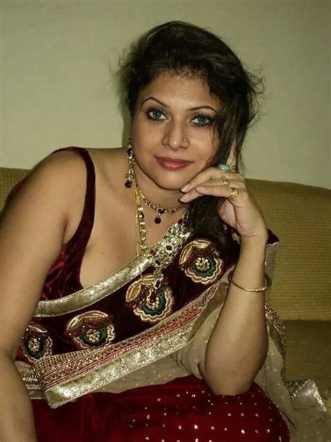 Hot Mallu Aunties Photo