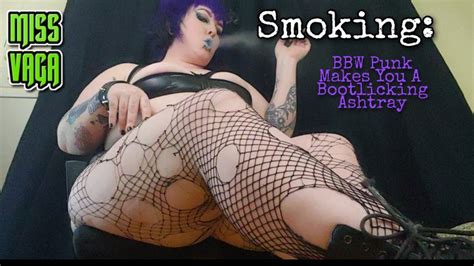 Smoking Punk Makes You Lick Boot Miss Vaga BBW Punk Clips Sale