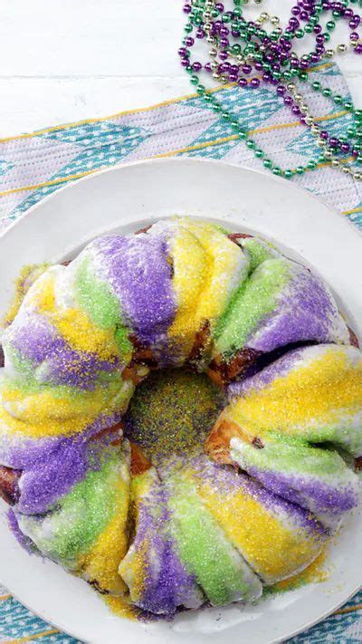 Cinnamon Roll King Cake Recipe King Cake Recipe Mardi Gras Food