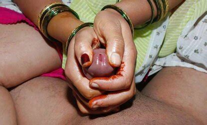 Indian Mehndi Wale Forearms ZB Porn