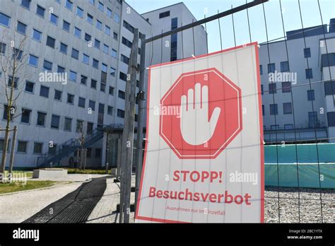 Emergency hospital building hamburg hi-res stock photography and images - Alamy