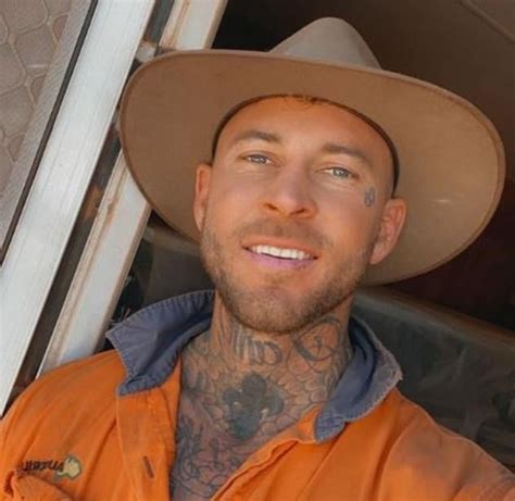 Who Is Liam Ellis Australian Porn Star Suffers Life Changing Penis Injury While Filming Intense