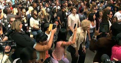 Twerking World Record Set In Nyc Cbs News