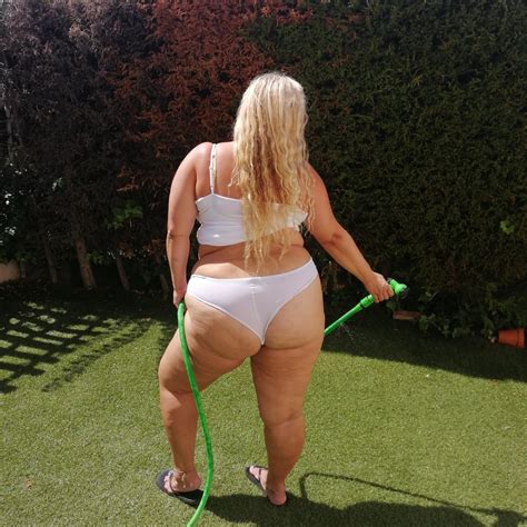 Watering The Garden Bbw Ass On Mature Sexy Milf Pics Xhamster