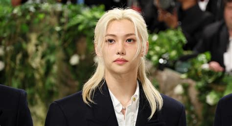 stray kids felix profile age sister real  net worth