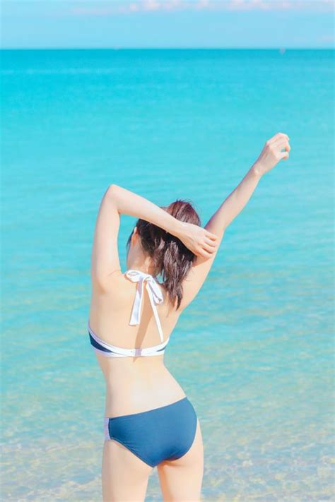 Hotgirl Tr S A Vi T Khoe D Ng Bikini Nh N M T Con M T