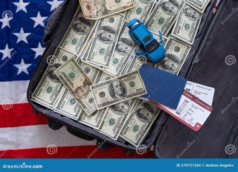 Open Suitcase with One Million Dollars Bills Stacks Stock Photo - Image ...