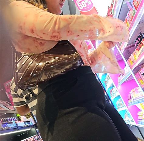 Hot Chubby Asian Chick With A Cake Oc Spandex Leggings Yoga Pants Forum