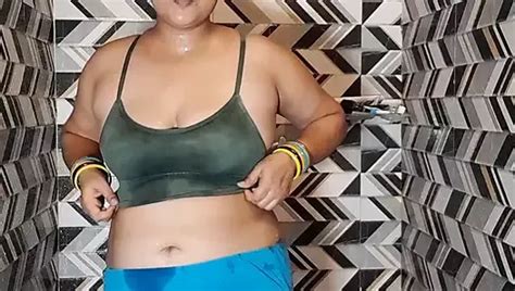 Puja Bhabhi Bathing In Shower Toilet European Porn Feat Puja555 XHamster