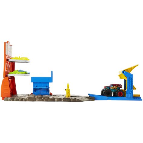 Set De Joaca Hot Wheels Monster Trucks Blast Station Emag Ro