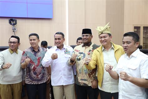 Rdp Dengan Plt Dirjen Minerba Bambang Patijaya Desak Relaksasi