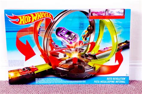 Hot Wheels Roto Revolution Track Review