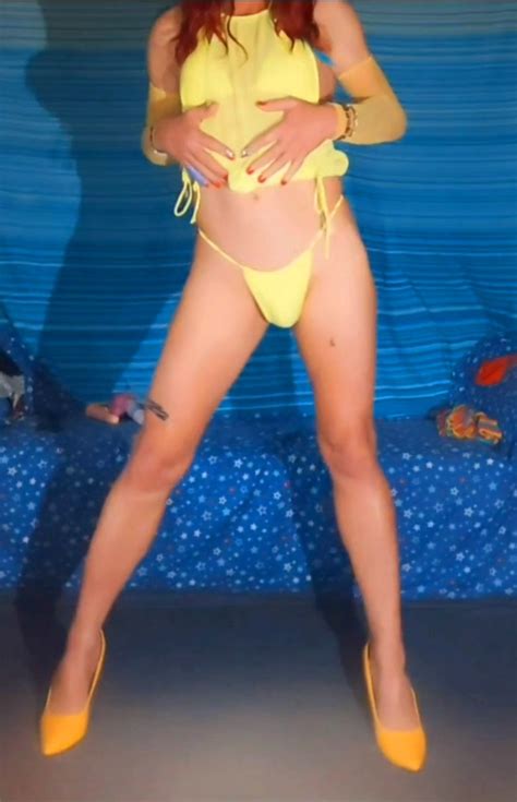 Yellow Bikini Set Photo 6 AShemaletube