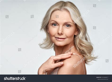 16 360 Elderly Woman With Blonde Hair Images Stock Photos Vectors Shutterstock