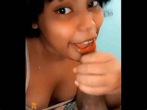 Gial De Colon Haciendo Una Mamada XVIDEOS