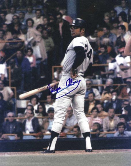 Autographed Felipe Alou X New York Yankees Photo Main Line Autographs