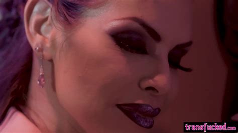 Big Ass Milf Fucked By Two Shemales Fapcat